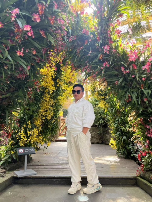 少一点的第一张照片--太原中老年相亲网